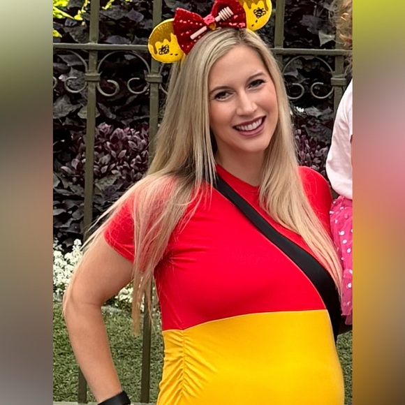 Winnie the Pooh maternity dress - Picture 3 of 3